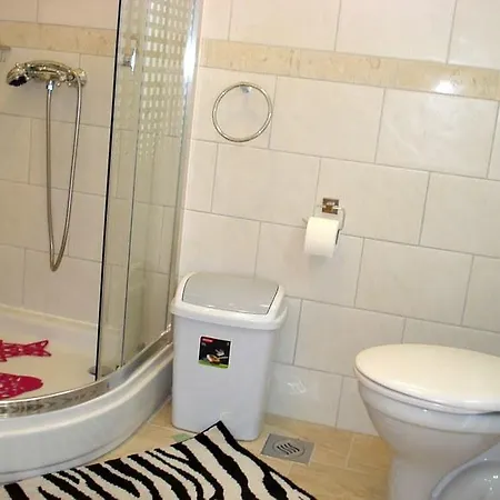 Franceska Apartment *