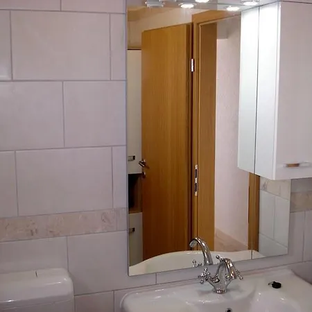 Franceska Apartment Bol